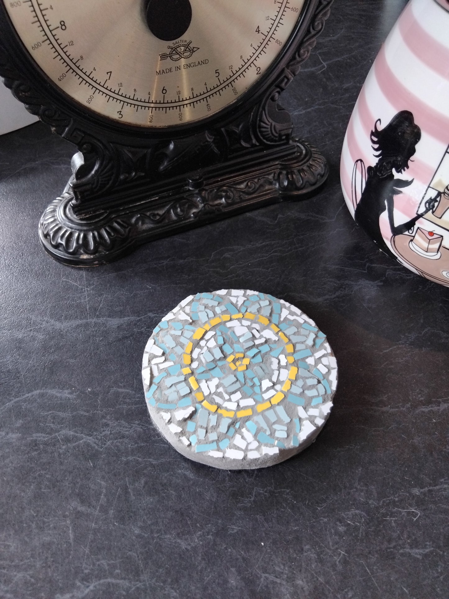 Mandala Mosaic Coaster DIY Kit – 10cm Round | Beginner-Friendly  | 🌱 Level 1